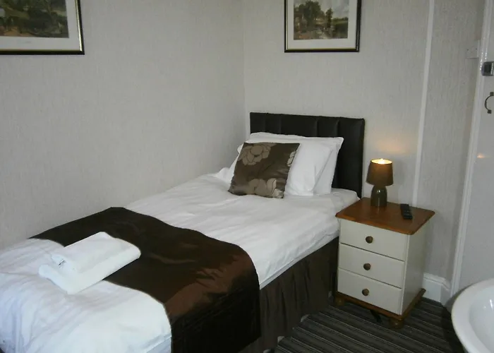 Woodthorpe Hotel