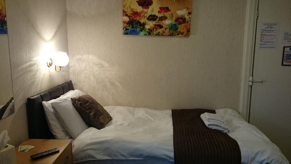 Guest house Woodthorpe 3*